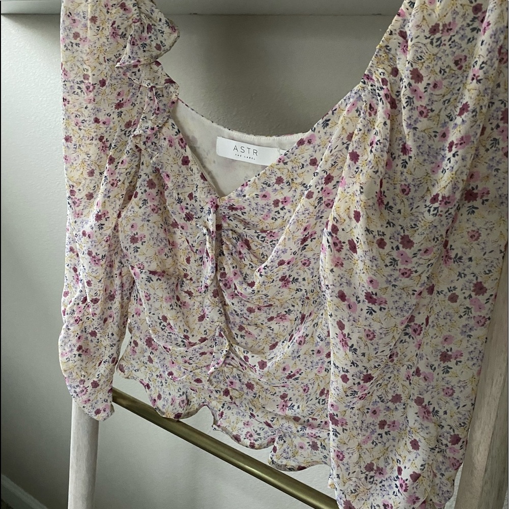 Astr the label Floral Blouse